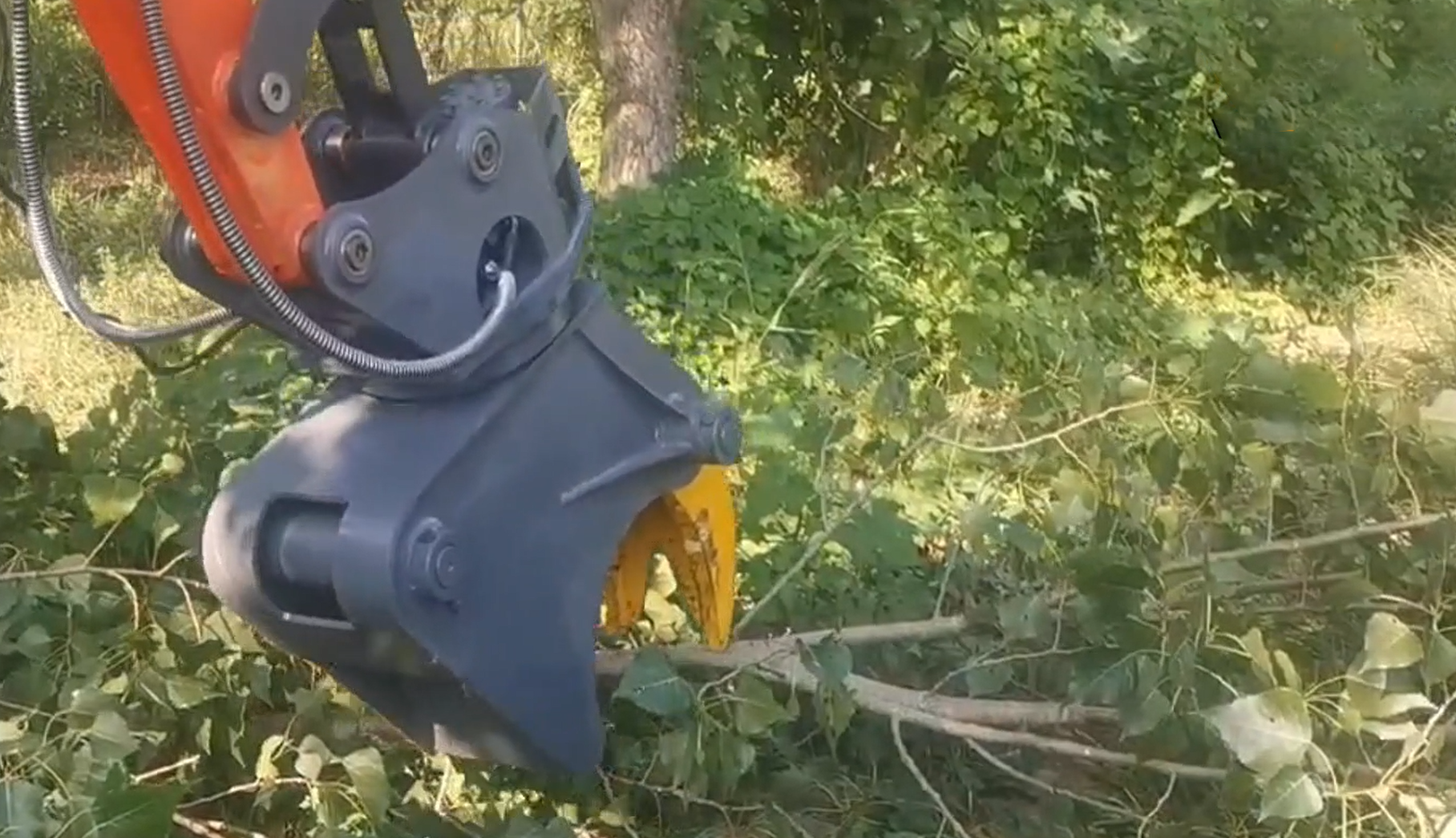 Consejos de mantenimiento para accesorios de excavadora Caterpillar: Garantizar la longevidad y la eficiencia